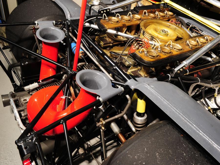 Моторный отсек Porsche 917-10 Interserie Spyder 1972 года  (фото 8 из 17)